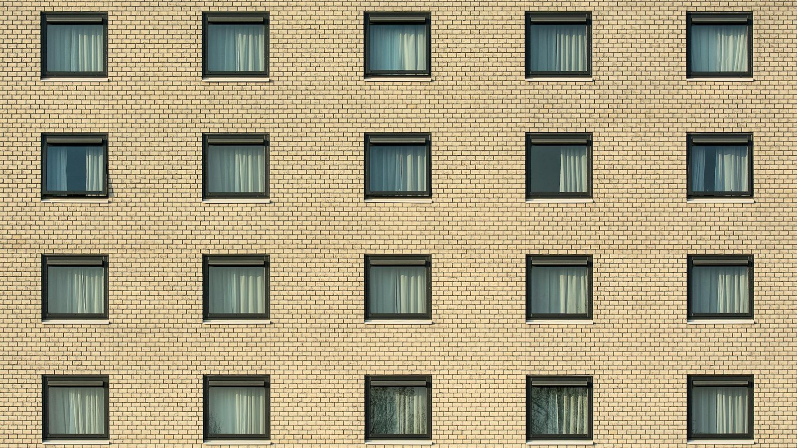 Fenster & Türen: 20–30 % sparen — mit dem richtigen Bestell-Timing