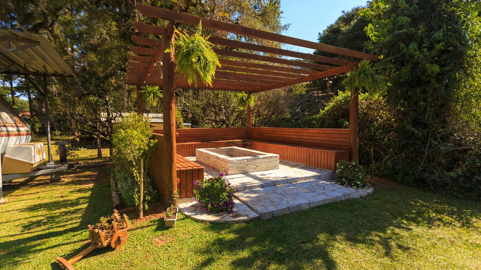 Gartenbau-Angebote: 80–250 €/m² — die typische Marge im Landschaftsbau